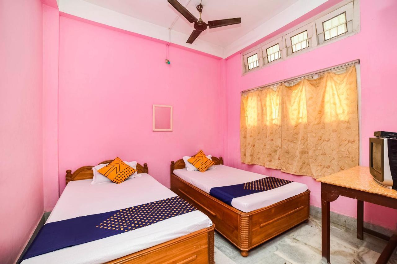 Spot On 66402 Hotel Moon Moon Goalpara Bagian luar foto